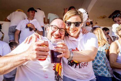 La fiesta duró en la Plaza de Toros y alrededores hasta bien entrada la tarde