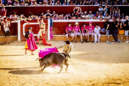 La fiesta duró en la Plaza de Toros y alrededores hasta bien entrada la tarde