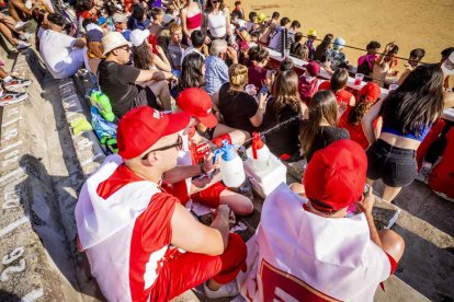 La fiesta duró en la Plaza de Toros y alrededores hasta bien entrada la tarde