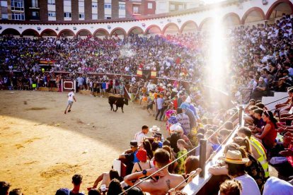 La fiesta duró en la Plaza de Toros y alrededores hasta bien entrada la tarde