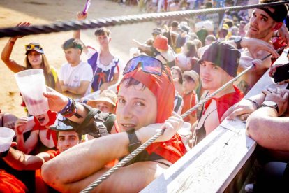 La fiesta duró en la Plaza de Toros y alrededores hasta bien entrada la tarde