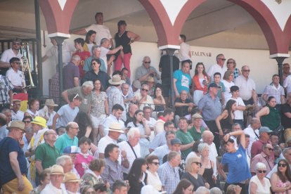 Con astados de Los Maños para Joselito Adame, Rubén Sanz y David Galván.