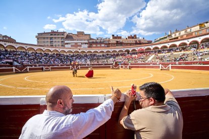 Con astados de Los Maños para Joselito Adame, Rubén Sanz y David Galván.