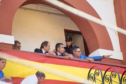 Con astados de Los Maños para Joselito Adame, Rubén Sanz y David Galván.