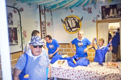 El reparto comienza a primera hora y se prolonga hasta el mediodía.