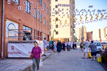 El reparto comienza a primera hora y se prolonga hasta el mediodía.