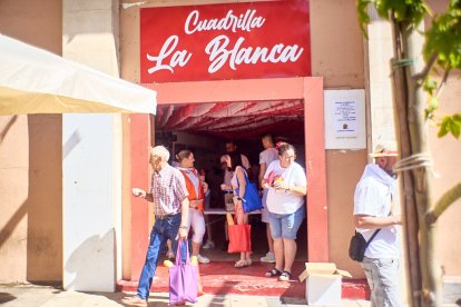 El reparto comienza a primera hora y se prolonga hasta el mediodía.