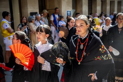 Los sorianos se visten con sus mejores galas para arropar las calderas de las distintas cuadrillas.
