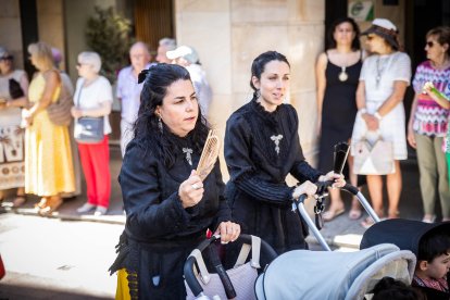 Los sorianos se visten con sus mejores galas para arropar las calderas de las distintas cuadrillas.