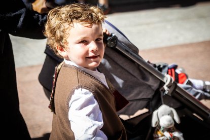 Los sorianos se visten con sus mejores galas para arropar las calderas de las distintas cuadrillas.