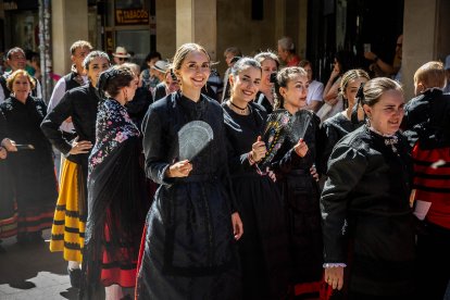Los sorianos se visten con sus mejores galas para arropar las calderas de las distintas cuadrillas.
