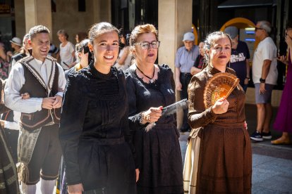 Los sorianos se visten con sus mejores galas para arropar las calderas de las distintas cuadrillas.