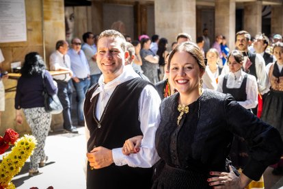 Los sorianos se visten con sus mejores galas para arropar las calderas de las distintas cuadrillas.