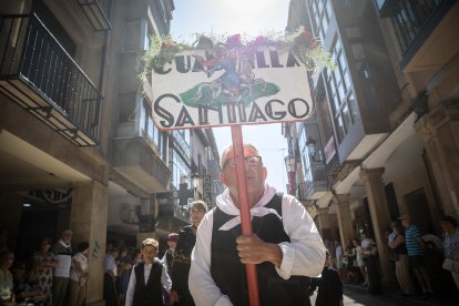 Los sorianos se visten con sus mejores galas para arropar las calderas de las distintas cuadrillas.