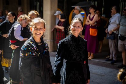 Los sorianos se visten con sus mejores galas para arropar las calderas de las distintas cuadrillas.