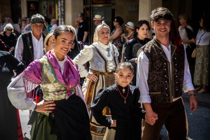 Los sorianos se visten con sus mejores galas para arropar las calderas de las distintas cuadrillas.