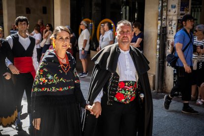 Los sorianos se visten con sus mejores galas para arropar las calderas de las distintas cuadrillas.