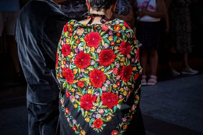 Los sorianos se visten con sus mejores galas para arropar las calderas de las distintas cuadrillas.