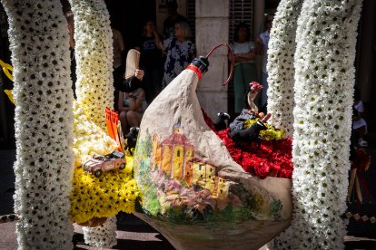 Los sorianos se visten con sus mejores galas para arropar las calderas de las distintas cuadrillas.