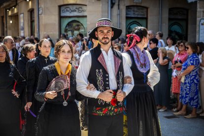Los sorianos se visten con sus mejores galas para arropar las calderas de las distintas cuadrillas.