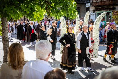 Los sorianos se visten con sus mejores galas para arropar las calderas de las distintas cuadrillas.