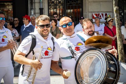 Los sorianos se visten con sus mejores galas para arropar las calderas de las distintas cuadrillas.