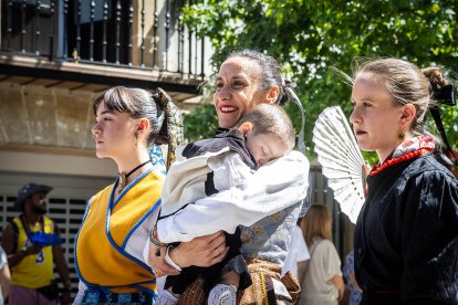 Los sorianos se visten con sus mejores galas para arropar las calderas de las distintas cuadrillas.