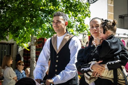 Los sorianos se visten con sus mejores galas para arropar las calderas de las distintas cuadrillas.