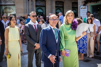 Los sorianos se visten con sus mejores galas para arropar las calderas de las distintas cuadrillas.