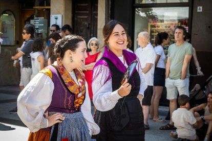 Los sorianos se visten con sus mejores galas para arropar las calderas de las distintas cuadrillas.