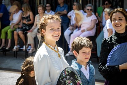 Los sorianos se visten con sus mejores galas para arropar las calderas de las distintas cuadrillas.