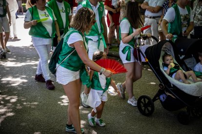 Los sorianos se visten con sus mejores galas para arropar las calderas de las distintas cuadrillas.