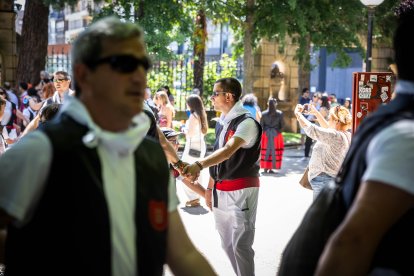 Los sorianos se visten con sus mejores galas para arropar las calderas de las distintas cuadrillas.