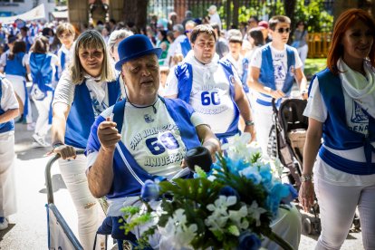 Los sorianos se visten con sus mejores galas para arropar las calderas de las distintas cuadrillas.