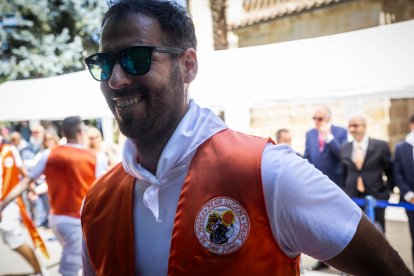 Los sorianos se visten con sus mejores galas para arropar las calderas de las distintas cuadrillas.