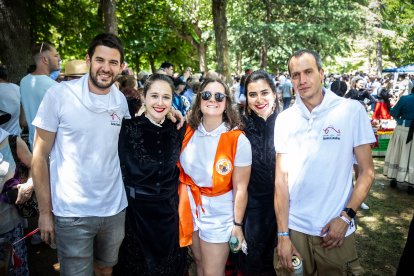 Los sorianos se visten con sus mejores galas para arropar las calderas de las distintas cuadrillas.