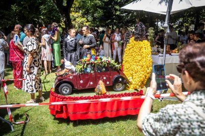 Los sorianos se visten con sus mejores galas para arropar las calderas de las distintas cuadrillas.