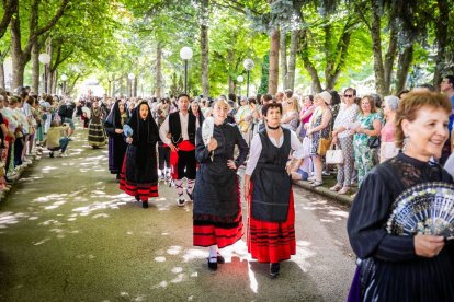 El acto se celebra antes de la tradicional bajada a las Bailas que finaliza los Sanjuanes
