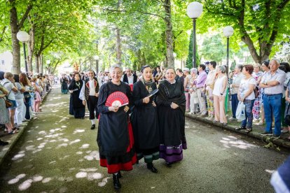 El acto se celebra antes de la tradicional bajada a las Bailas que finaliza los Sanjuanes