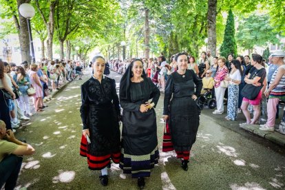 El acto se celebra antes de la tradicional bajada a las Bailas que finaliza los Sanjuanes