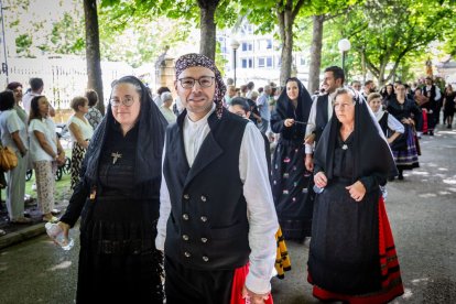 El acto se celebra antes de la tradicional bajada a las Bailas que finaliza los Sanjuanes