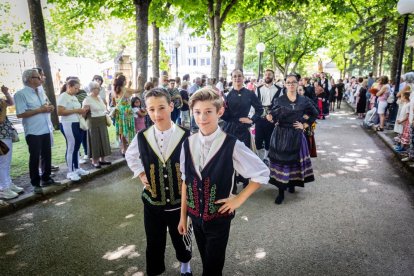 El acto se celebra antes de la tradicional bajada a las Bailas que finaliza los Sanjuanes