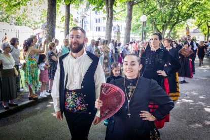 El acto se celebra antes de la tradicional bajada a las Bailas que finaliza los Sanjuanes