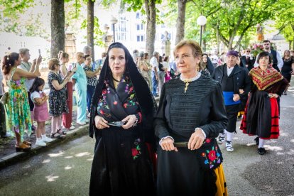 El acto se celebra antes de la tradicional bajada a las Bailas que finaliza los Sanjuanes