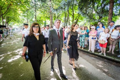 El acto se celebra antes de la tradicional bajada a las Bailas que finaliza los Sanjuanes