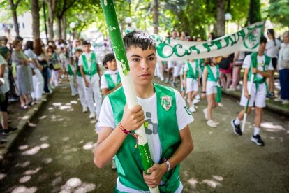 El acto se celebra antes de la tradicional bajada a las Bailas que finaliza los Sanjuanes
