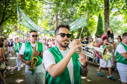 El acto se celebra antes de la tradicional bajada a las Bailas que finaliza los Sanjuanes