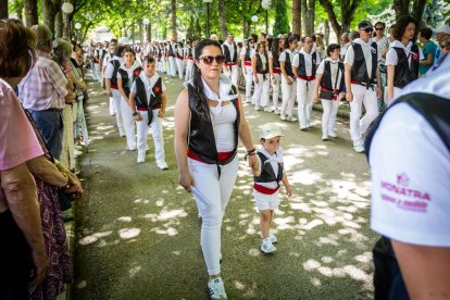 El acto se celebra antes de la tradicional bajada a las Bailas que finaliza los Sanjuanes