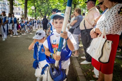 El acto se celebra antes de la tradicional bajada a las Bailas que finaliza los Sanjuanes