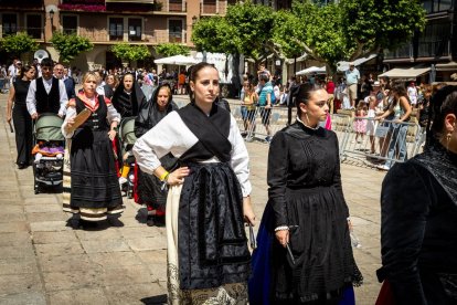 El acto se celebra antes de la tradicional bajada a las Bailas que finaliza los Sanjuanes
